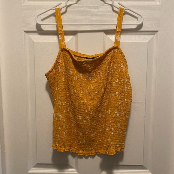 Torrid Dandelion Challis Smocked Crop Cami Yellow Tank top, Multi Floral, Size 3 - Picture 5 of 10
